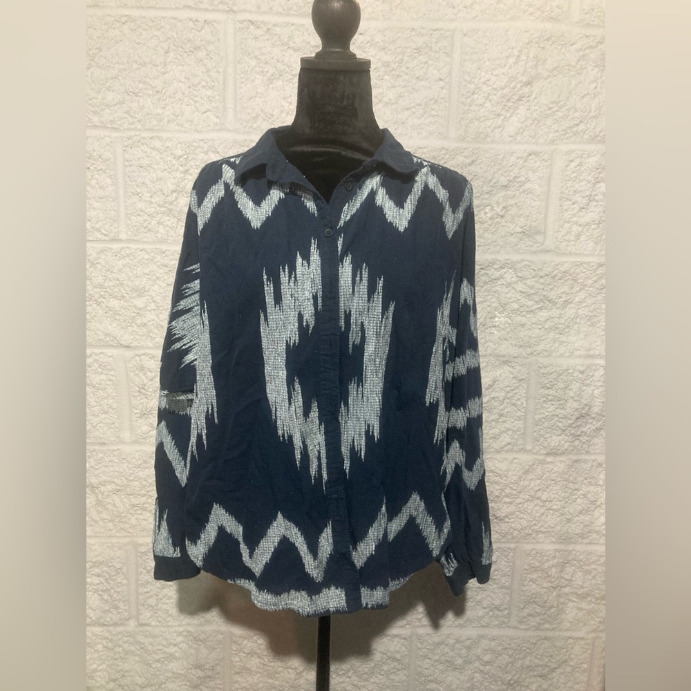 ANTHROPOLOGIE PILCRO Women’s Embroidered Aztec Navy/Marin Blouse